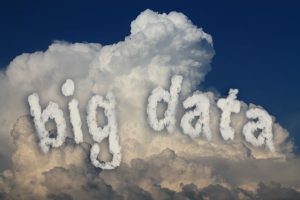 data,cloud-based platform,cloud based platform tools,cloud,small business,business,cloud migration,entrepreneurs,large enterprises,store data,access application,cloud-based tools,outweigh,technology,cloud computing,expensive hardware,software,IT staff,infrastructure costs,workflow,entrepreneurship